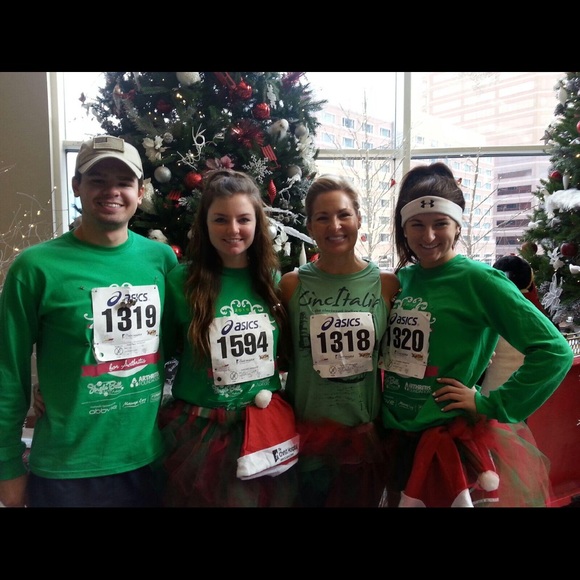 Meet your Posher, Amy - Picture 1 of 1